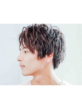 学生～ビジネスマンまでトレンド×似合わせを計算したデザイン力で様々なシーンにハマる好印象STYLEに！