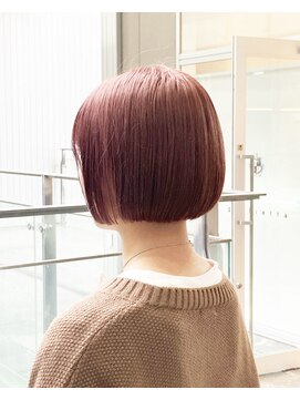 ジュリエッタ(giulietta) ピンクアッシュ×ミニボブ×前下がりボブ