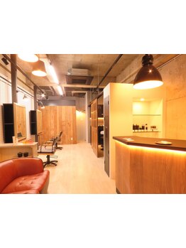 居心地良い店内で心身ともに癒やされる＊こだわりの上質空間であなただけの時間をお過ごし下さい◇