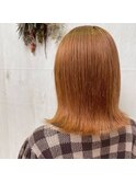 ぱつっとボブ外ハネミディアムビタミンカラー