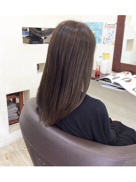 ヘアメイク スプラッシュ(Hair Make Splash) ナチュラルストレート×スモーキーアッシュ