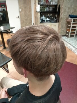 ヘアーズ ベリー 川西店(hairs BERRY) メンズグレージュ