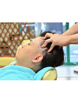 月に一度は頭皮のお掃除を◎至福のマッサージで髪も心も癒されませんか？頭皮から健康的な髪をサポート！