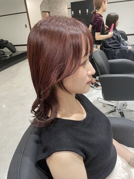 ピース(Peace) カシスブラウンカラー小顔カット