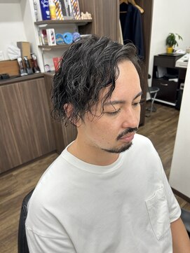 ダンブライズバーバー(DAN BRISE) ツイストスパイラルパーマ