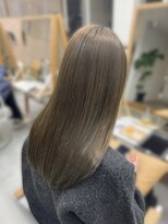 ブローチェラウカ(Broche lauka)&nbsp;メンテカット×オリーブベージュ