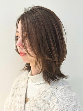 コルソ バイ ケーツー(CORSO by k-two) 顔まわりレイヤー×外ハネスタイル
