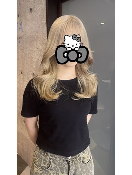 ジーナ 名駅(XENA.) 《YURI》ホワイトミルクティー/ホワイトベージュ/ブロンド