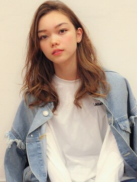 ヴィヴィ(VIVIE) グランマッシュ暗めカラーデザインカラーフェイスフレーミング