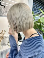 キラ 静岡(KILLA)&nbsp;ホワイトパールベージュ×タッセルボブ【ケアブリーチ２回】