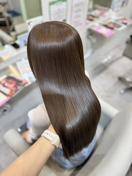 アール 横浜(R) 【MOMO】ワンカラーでマロンブラウン/髪質改善トリートメント