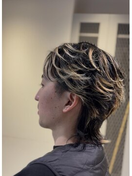 フランクスバーバーザスタンド(Frank’s barber the stand) MEN’S HAIR/波巻きツイストスパイラル/リバースセンターパート