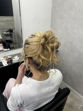 プライズ 所沢プロぺ通り店(prize) ゆるふわお団子ヘアアレンジ所沢