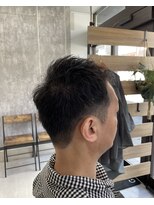 クート オム 南浦和(ku-to homme)&nbsp;刈り上げアップバングショート