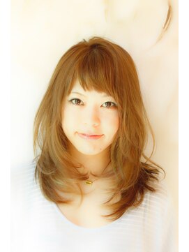 ブーケ(BOUQUET) セミディ・内巻きカール・簡単スタイリング・色っぽ