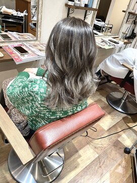 リライズ(RE.rise) ハイライトカラー☆