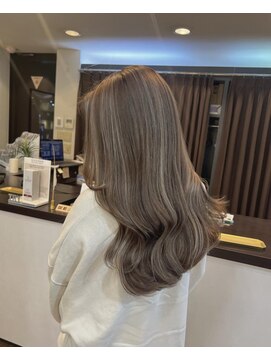 アンククロス 青山店(ANKH CROSS) ホワイトベージュハイライト