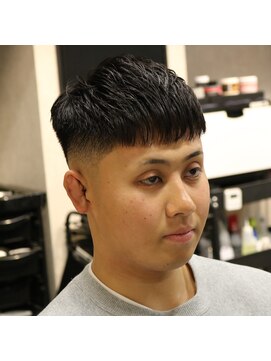 ニューオールド 三軒茶屋(NEW OLD) クロップスキンフェード