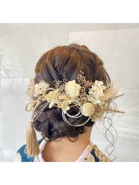 サロン Salon アイ アート 卒業式 ヘアセット ゆるふわシニヨン