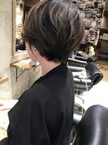 ニーゼロゼロナナ(2007)&nbsp;ショートボブ