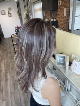 フェリーチェヘアーデザイン(Felice) ハイライト×Whiteグレージュ