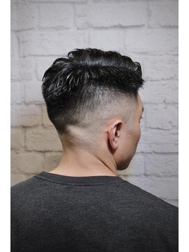 グレイスフル バーバープラチナム 六本木店(Graceful Barber platinum) メンズ/ショート/フェード/刈り上げ/黒髪/ベリーショート