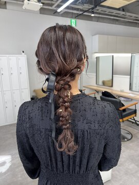 ジーニー 横浜(giinii) ヘアセット_編み下ろし