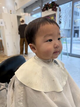 ロミー 本厚木(ROMMY.) 【エリアNO1】2歳3歳4歳キッズカット似合わせ