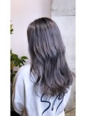 アッシュグレージュ