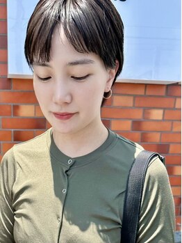 ソーンズ ヨイク(thorns YOIKU)の写真/骨格を見極め、フォルムにこだわったショートスタイルを提供します。