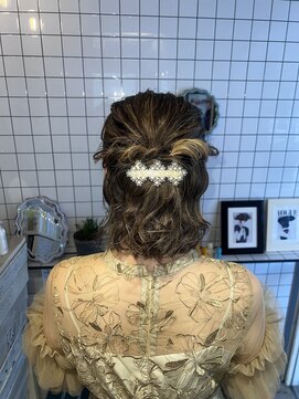 ヘアー アレス(hair ales) ハーフアップ ボブアレンジ ヘアセット ヘアアレンジ