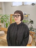 オン眉ボブ