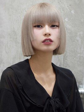 オルズ 渋谷(ALLZ) 顔周り姫カット切りっぱなしショートボブ■ホワイトミルクティー