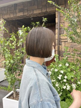 美容室 ルチア ハワイ(Luccica HAWAII) 【luccicaＨＡＷＡＩＩ/森麻乃】ぱつっとミニボブ