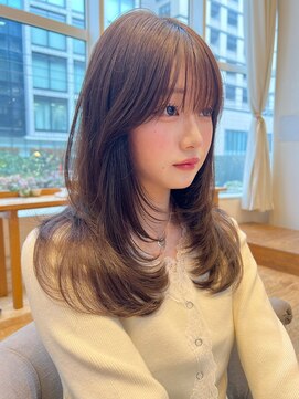 バイオレット 表参道店(Violet) ハッシュカットミディアムレイヤーカット顔周りカットグレージュ