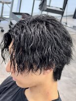 オーバル ジングウマエ(OVARL jingumae)&nbsp;縦落ちツイストスパイラルセンターパート