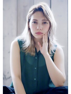 テイラー(Taylor) [Taylor] 軽めバングで作る外国人風hair