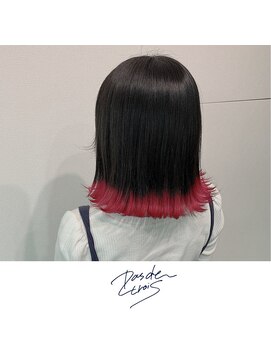 パドトロワ(Pas de trois) 新潟×外ハネテールカラー×ビビットピンク×ハイコントラスト