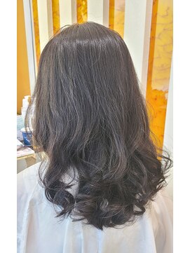 クーラ(Cura) 【リアルパーマ】パーマがかかりにくい方ご相談ください。