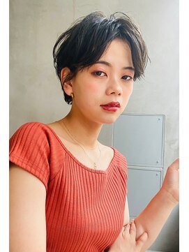 メーヴェ(Mowen) mowen 南堀江 クールショート×オリーブカラー×大人可愛い