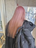 アルカナ 明治神宮前原宿(ARCANA)&nbsp;ウルフカット　ボブ　ピンクカラー　ラベンダーピンク