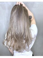 アルカナ 明治神宮前原宿(ARCANA)&nbsp;ミルクティーベージュ　ハイライト　インナーカラー　アッシュ