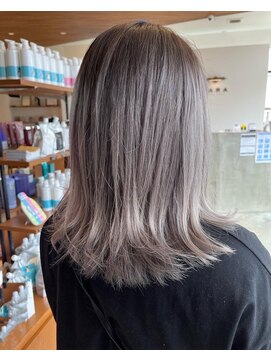 サラビューティーサイト 志免店(SARA Beauty Sight) シルバーグレー