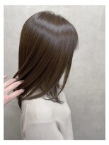 シロ(SHIRO)&nbsp;【SHIRO】ミディアムスタイル☆
