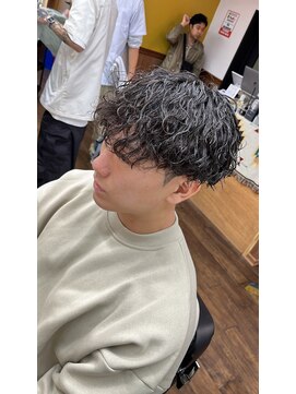 グナスティバイダムディー トウキョウ(GNASTY by DAMDEE TOKYO) 波巻き