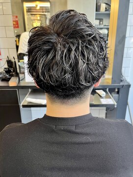 フランクスバーバーリザーブ 人形町店(FRANK’S BARBER RESERVE) ピンパーマスパイラル　ｙ