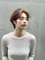 ショートヘアのフェイスフレーミング