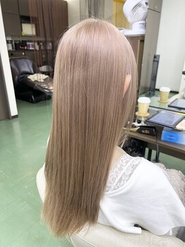 ゼロ(Zero) 大人可愛い小顔ミルクティーレイヤー×20代30代40代