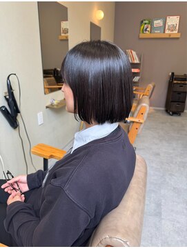 つやつやストレートボブ