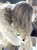 ブレイズヘアー(BLAZEhair) 【透明感バツグンカラー】ミルクティグレージュ×ブリーチ3回